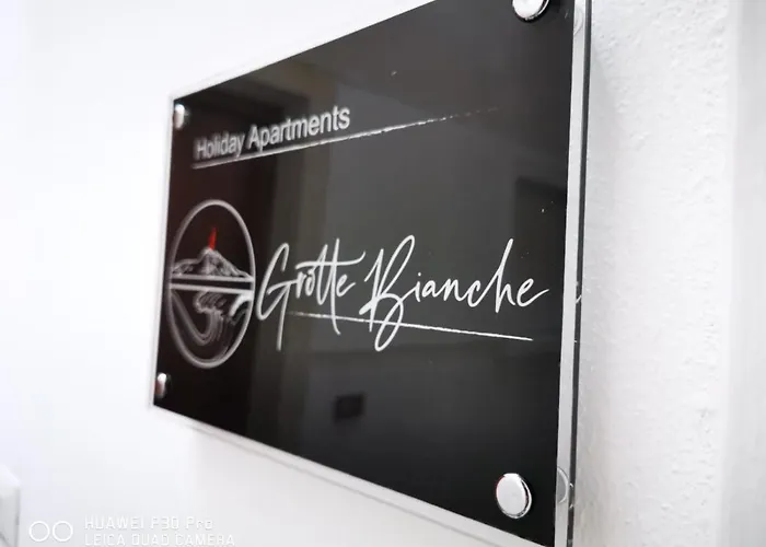 Centre Grotte Bianche 2 Κατάνια